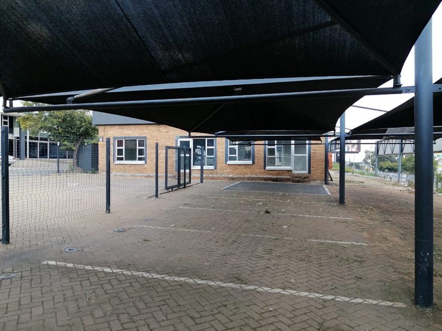 To Let Commercial Property for Rent in Halfway House Gauteng