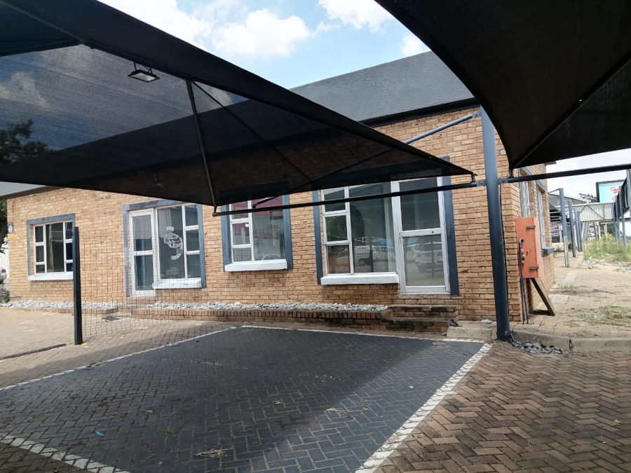 To Let Commercial Property for Rent in Halfway House Gauteng