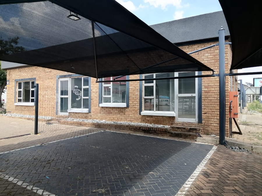 To Let Commercial Property for Rent in Halfway House Gauteng