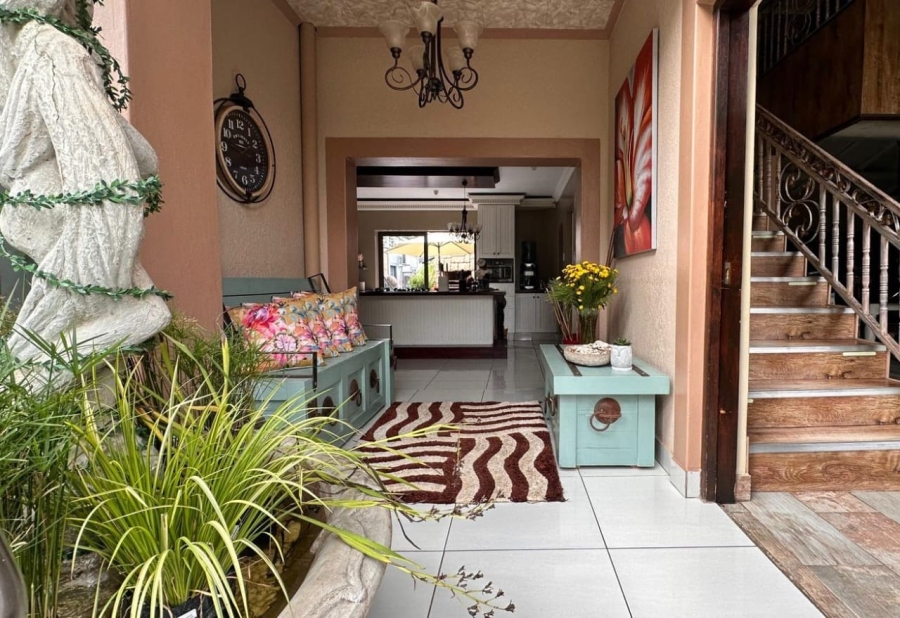 7 Bedroom Property for Sale in Three Rivers Gauteng