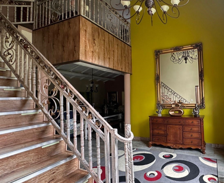 7 Bedroom Property for Sale in Three Rivers Gauteng