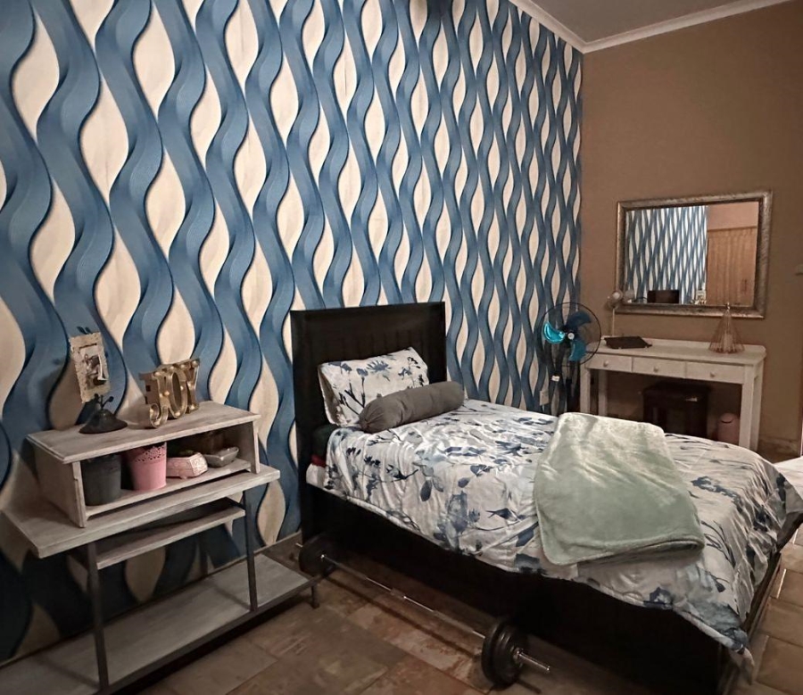7 Bedroom Property for Sale in Three Rivers Gauteng