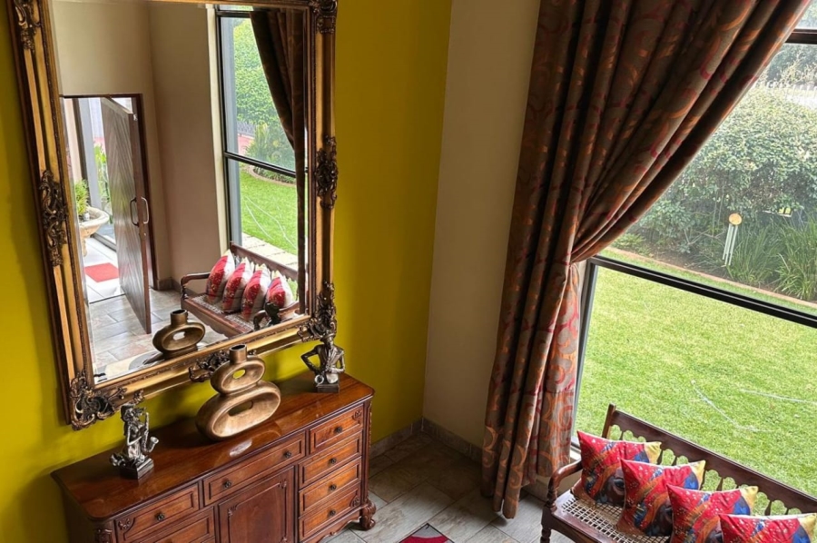 7 Bedroom Property for Sale in Three Rivers Gauteng