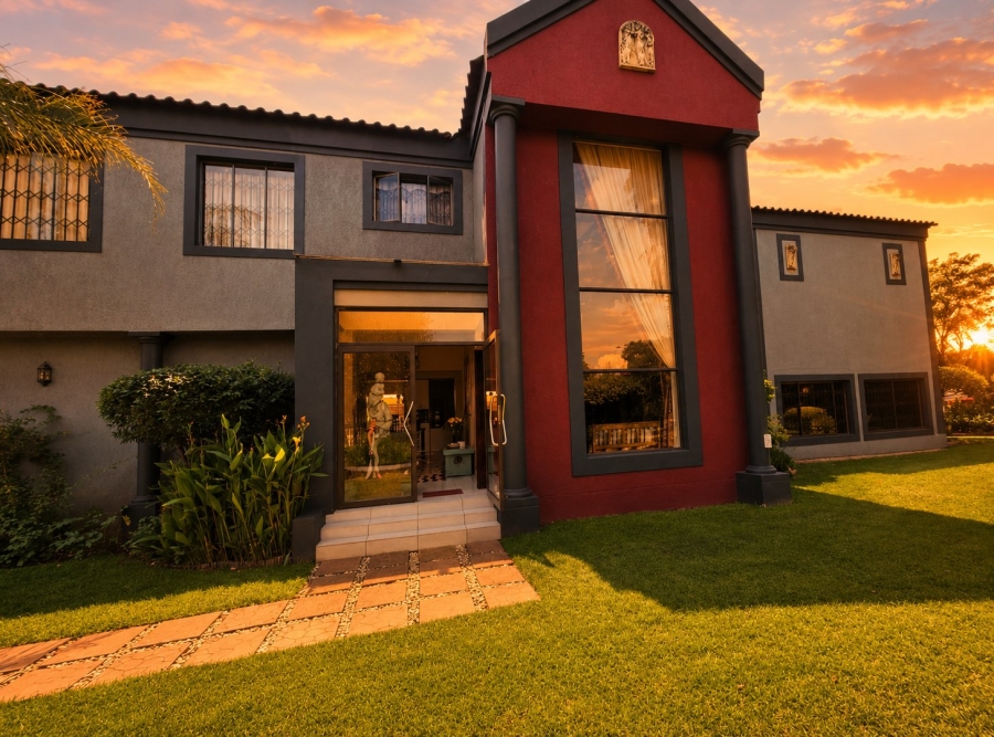 7 Bedroom Property for Sale in Three Rivers Gauteng