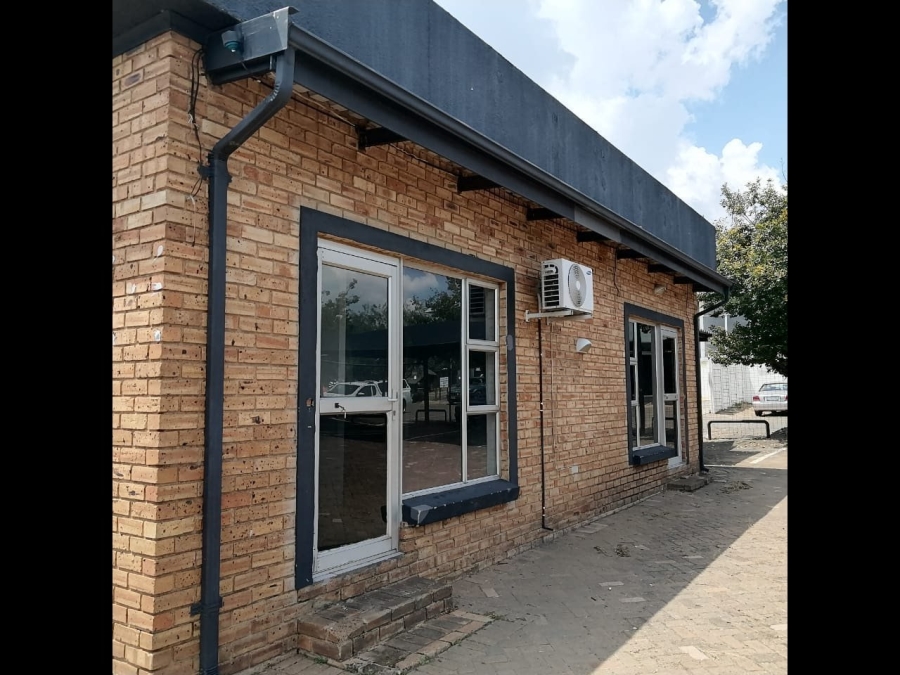 To Let Commercial Property for Rent in Halfway House Gauteng