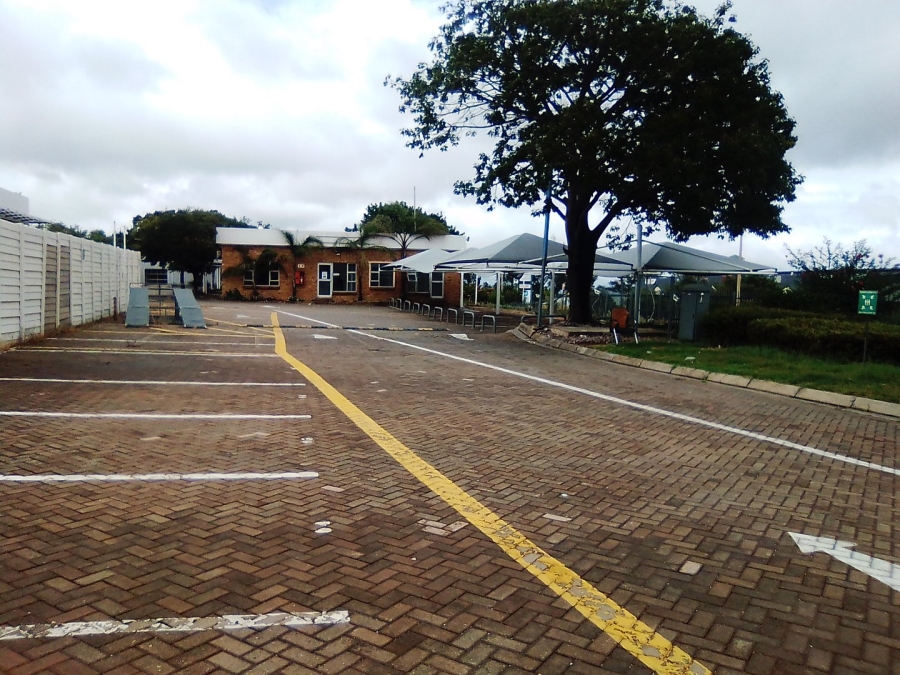 To Let Commercial Property for Rent in Halfway House Gauteng