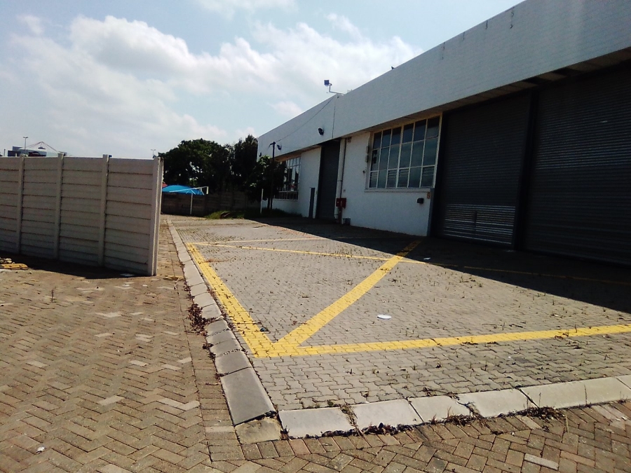 To Let Commercial Property for Rent in Halfway House Gauteng