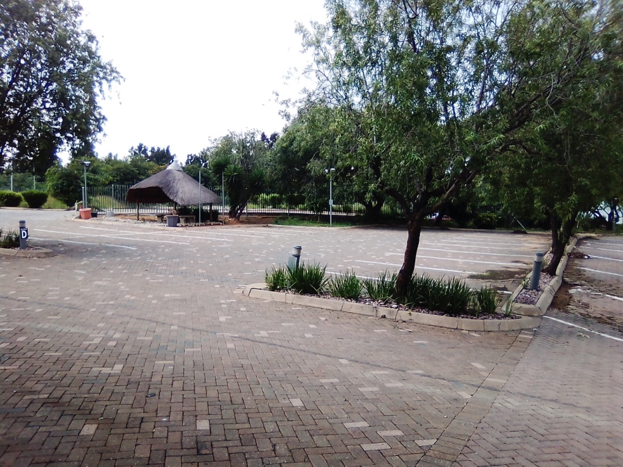 To Let Commercial Property for Rent in Halfway House Gauteng