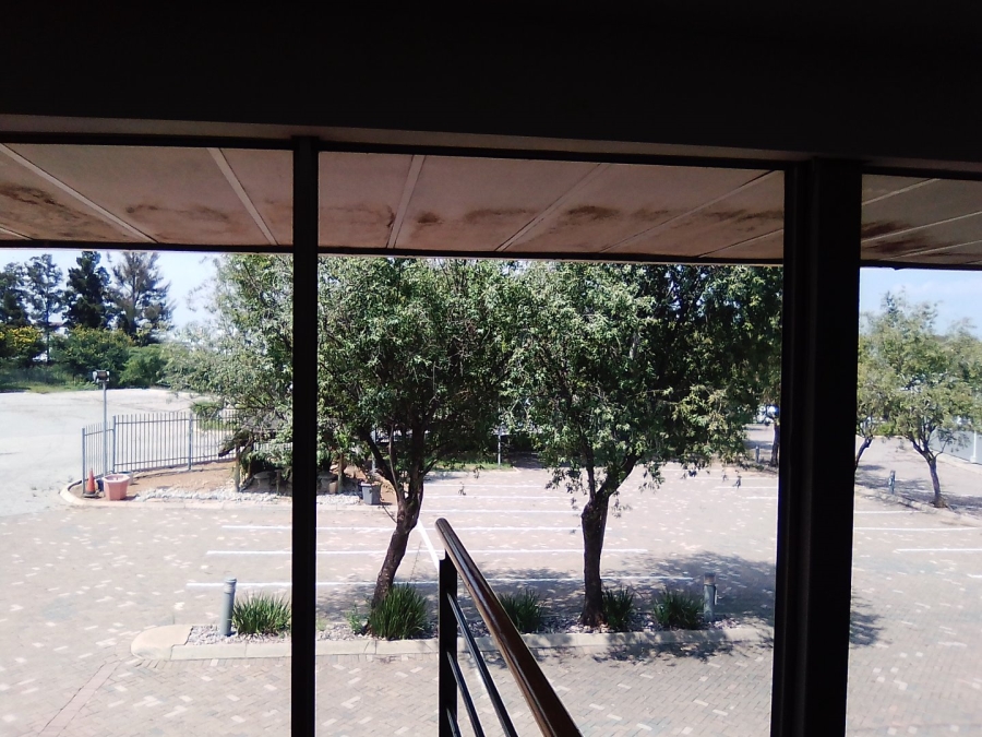 To Let Commercial Property for Rent in Halfway House Gauteng
