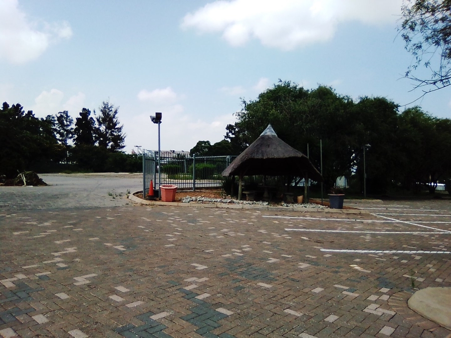 To Let Commercial Property for Rent in Halfway House Gauteng