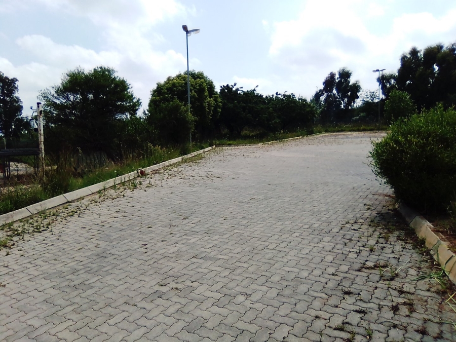 To Let Commercial Property for Rent in Halfway House Gauteng