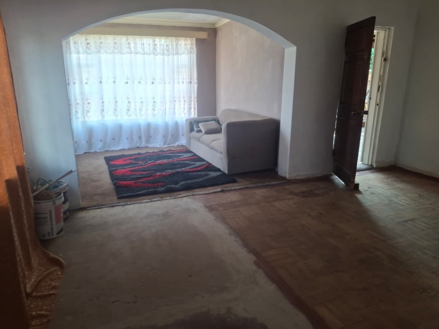  Bedroom Property for Sale in Danville Gauteng