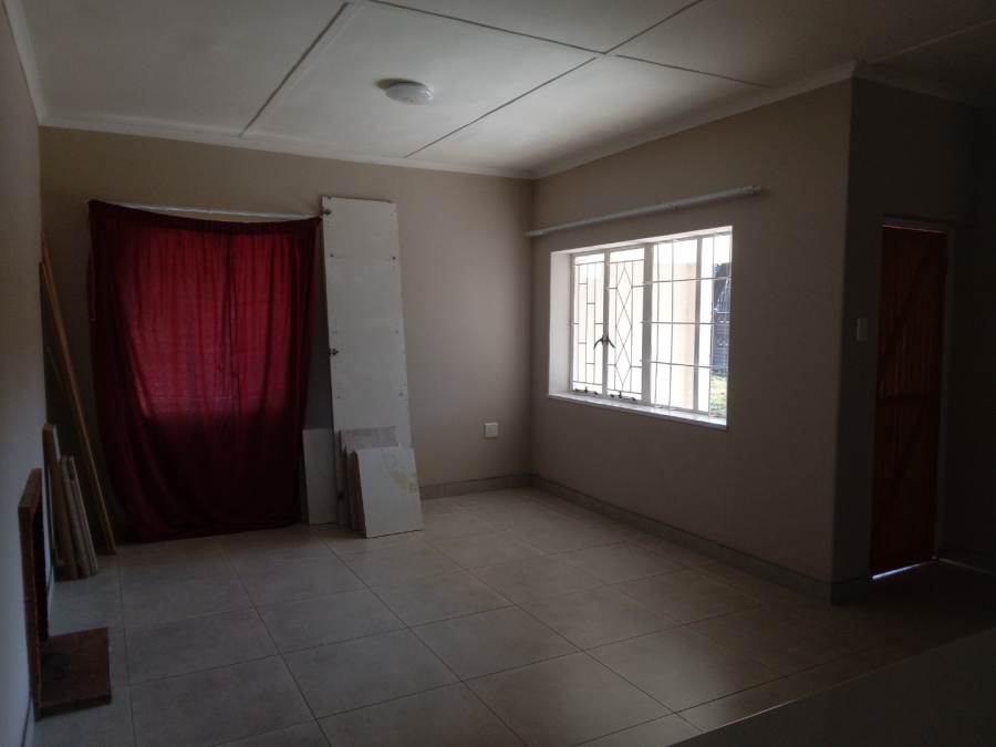 6 Bedroom Property for Sale in Proclamation Hill Gauteng