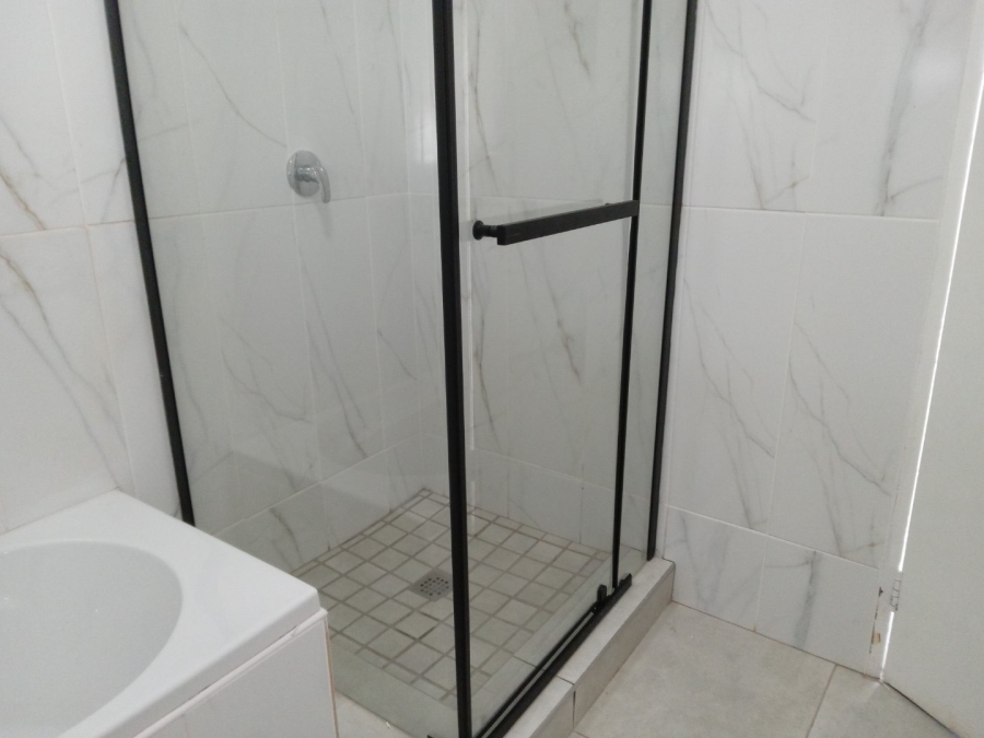 6 Bedroom Property for Sale in Proclamation Hill Gauteng