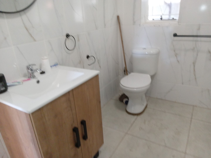 6 Bedroom Property for Sale in Proclamation Hill Gauteng