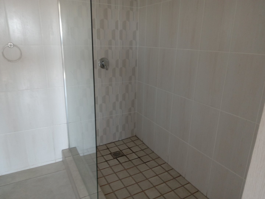 6 Bedroom Property for Sale in Proclamation Hill Gauteng