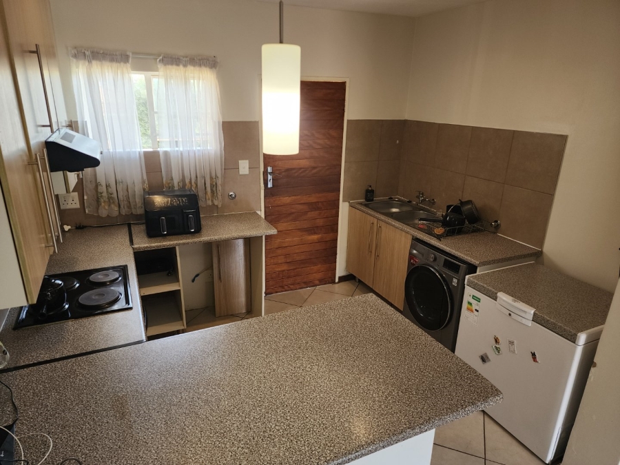 2 Bedroom Property for Sale in Monavoni Gauteng