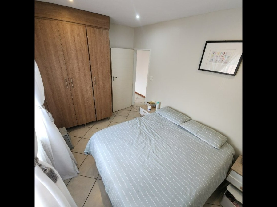 2 Bedroom Property for Sale in Monavoni Gauteng