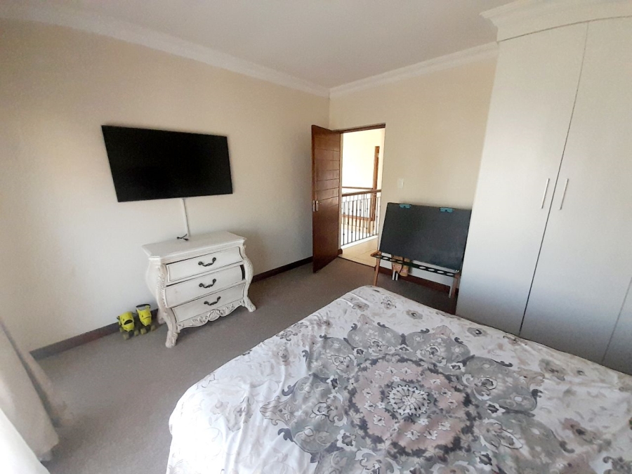 5 Bedroom Property for Sale in Sagewood Gauteng