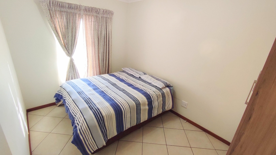 2 Bedroom Property for Sale in Monavoni Gauteng