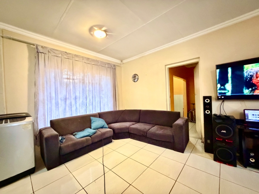 To Let 3 Bedroom Property for Rent in Norkem Park Gauteng