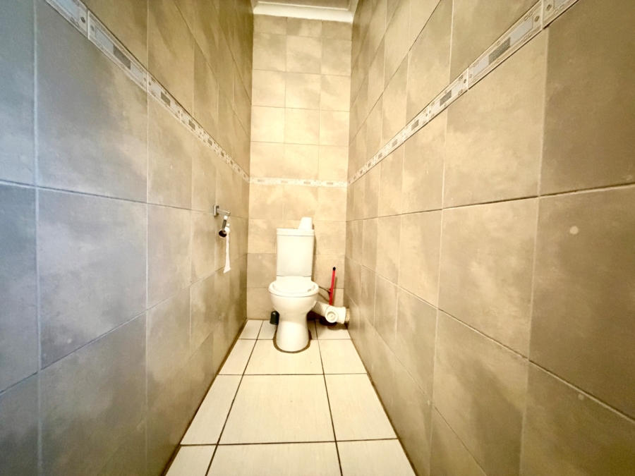 To Let 3 Bedroom Property for Rent in Norkem Park Gauteng