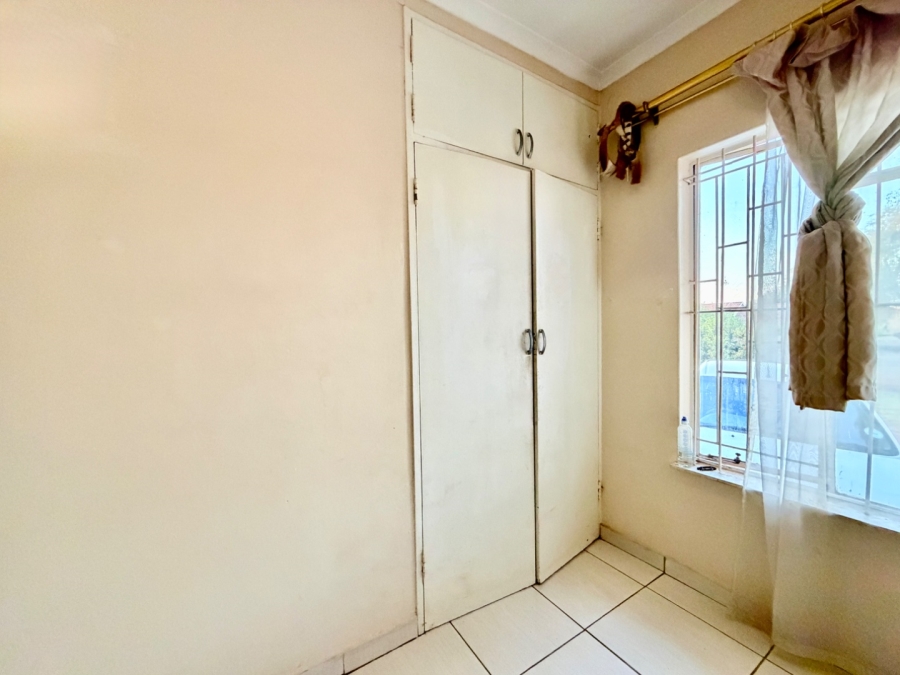 To Let 3 Bedroom Property for Rent in Norkem Park Gauteng