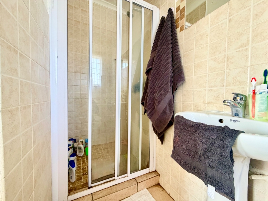 To Let 2 Bedroom Property for Rent in Norton Home Estate AH Gauteng