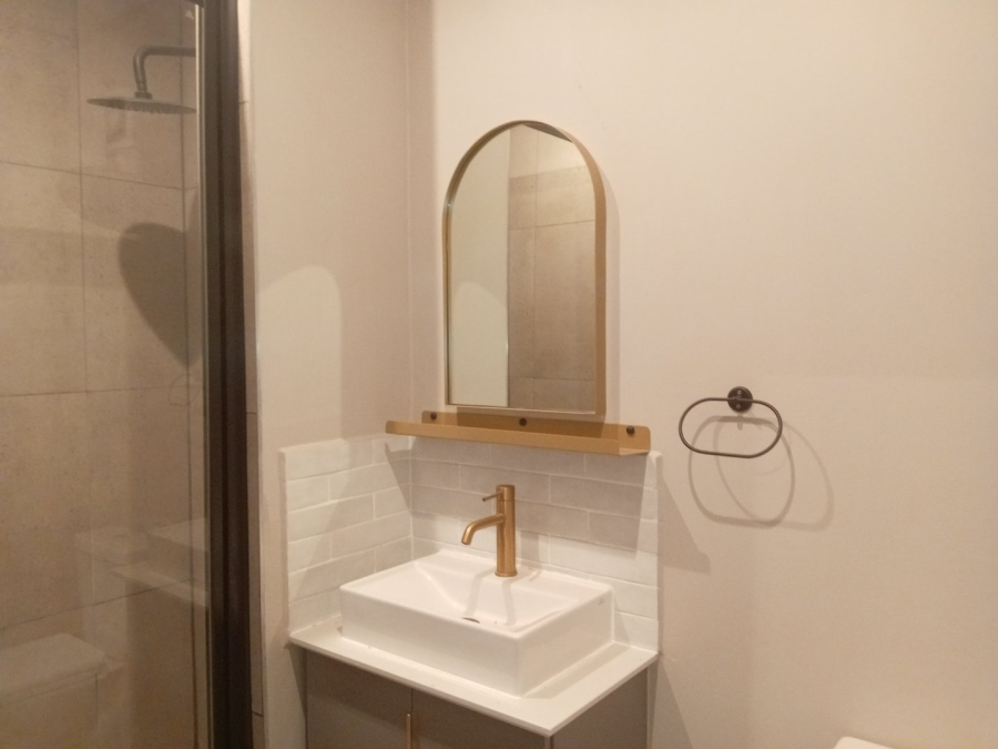 To Let 1 Bedroom Property for Rent in Sandton Central Gauteng
