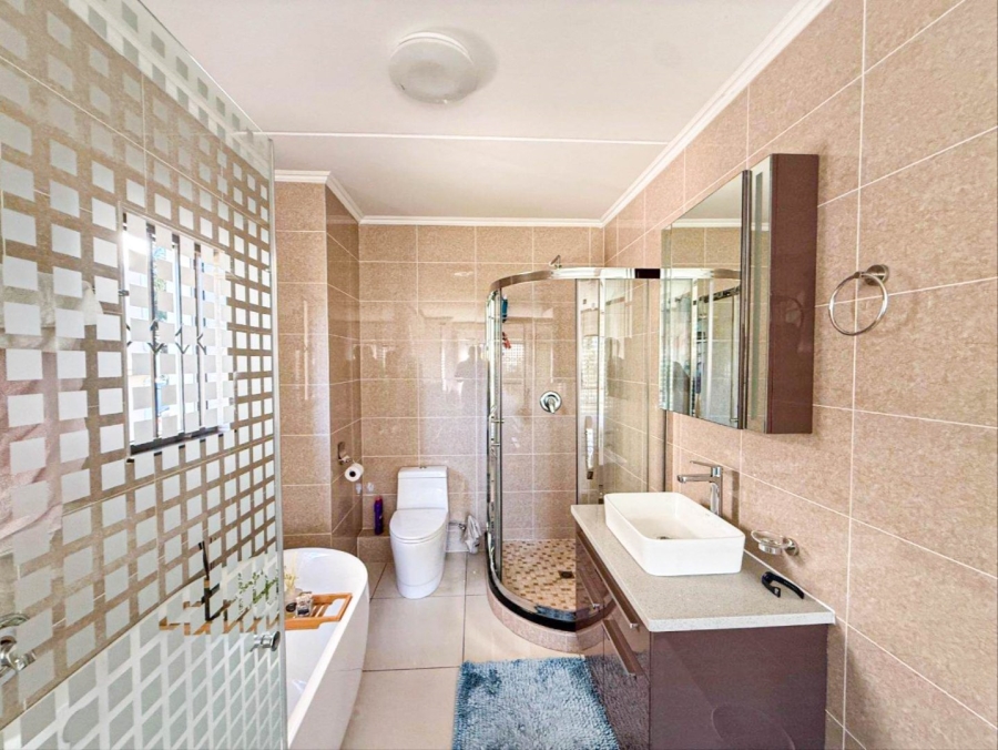 3 Bedroom Property for Sale in Carlswald Gauteng