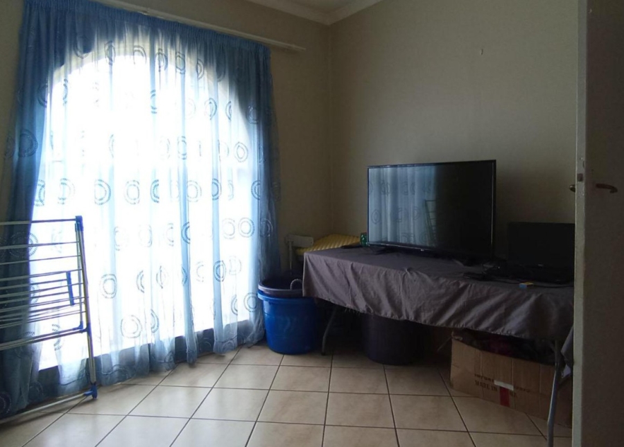  Bedroom Property for Sale in Danville Gauteng