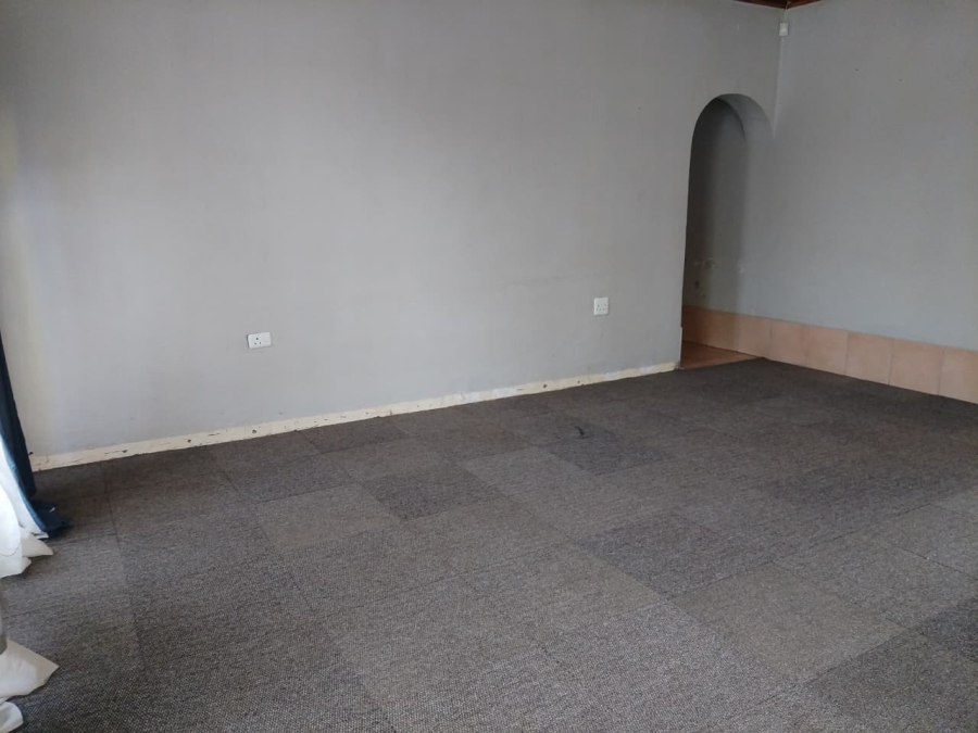  Bedroom Property for Sale in Danville Gauteng