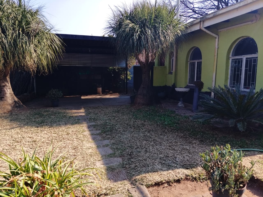  Bedroom Property for Sale in Danville Gauteng