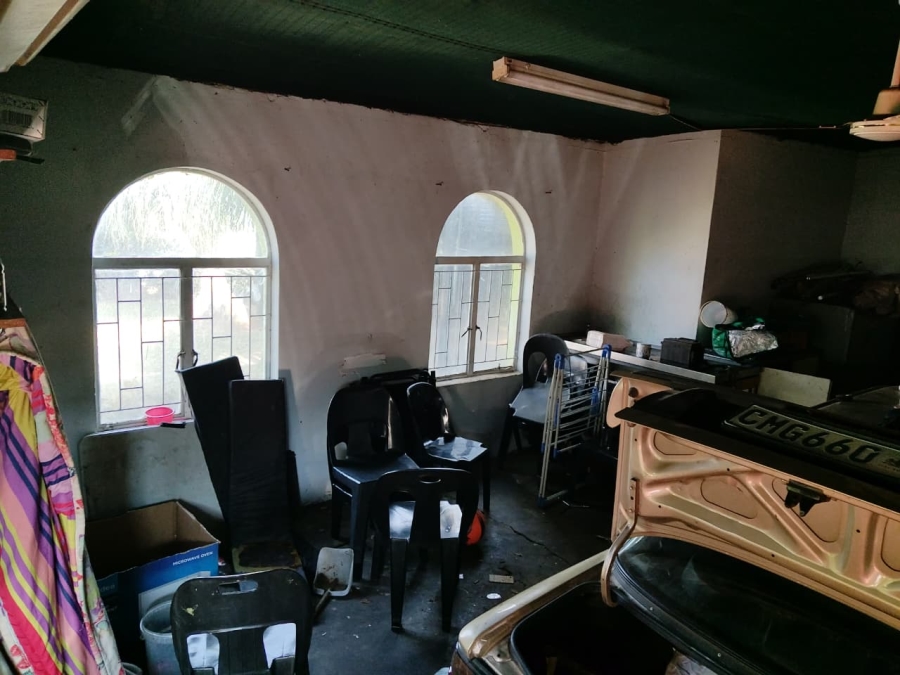  Bedroom Property for Sale in Danville Gauteng
