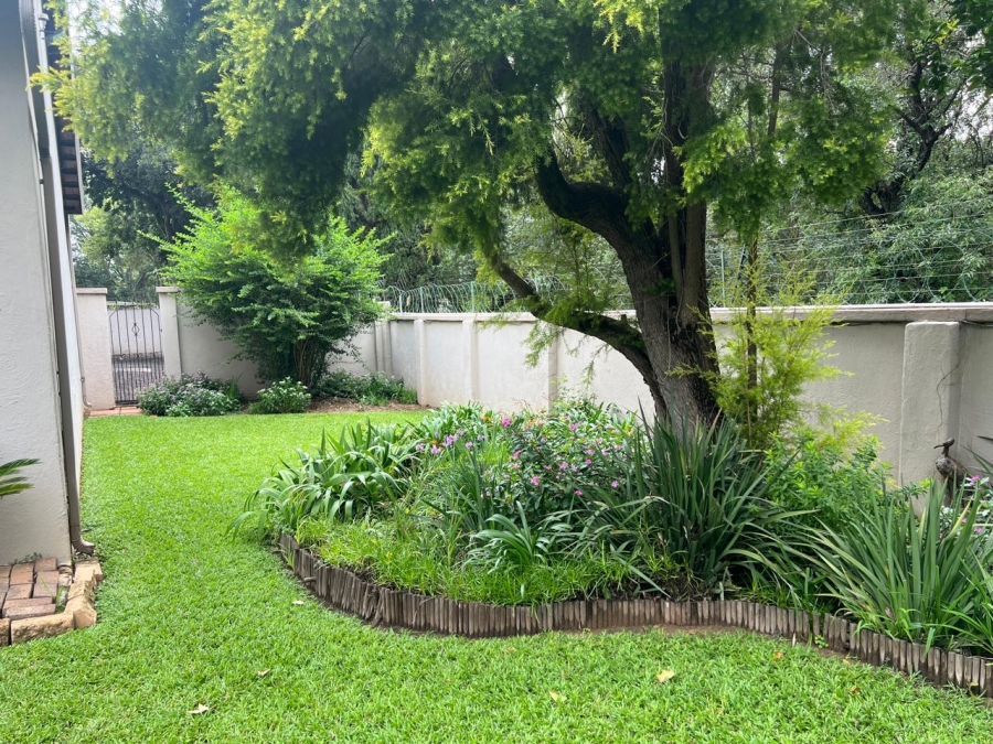  Bedroom Property for Sale in Paulshof Gauteng