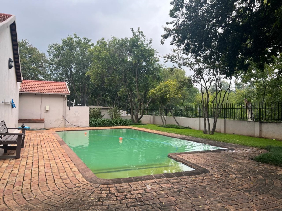  Bedroom Property for Sale in Paulshof Gauteng