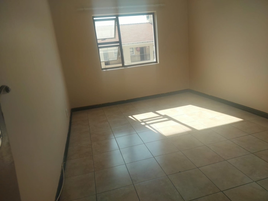 To Let 2 Bedroom Property for Rent in Halfway House Gauteng