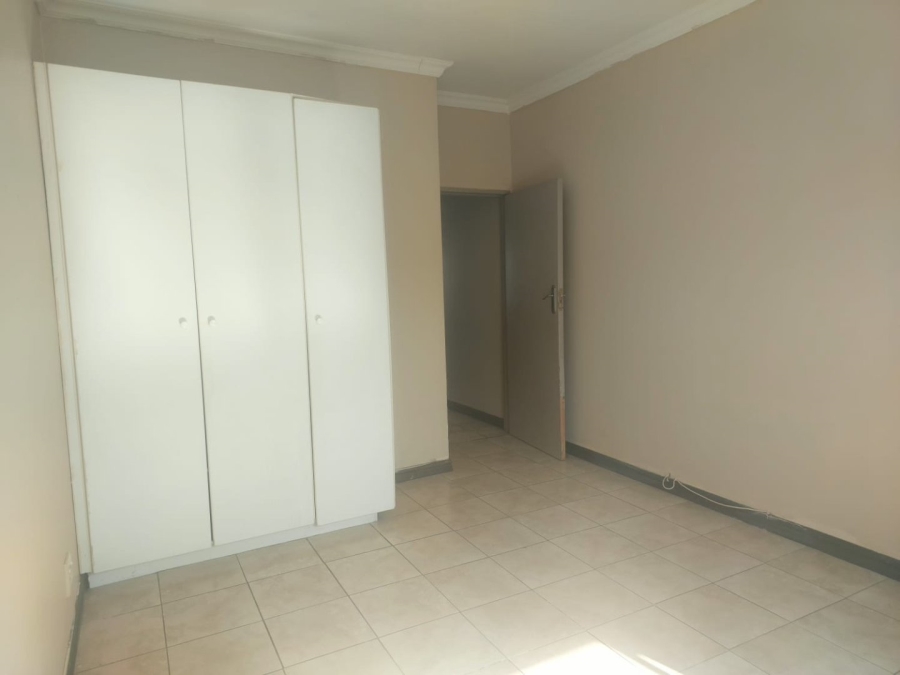 To Let 2 Bedroom Property for Rent in Halfway House Gauteng