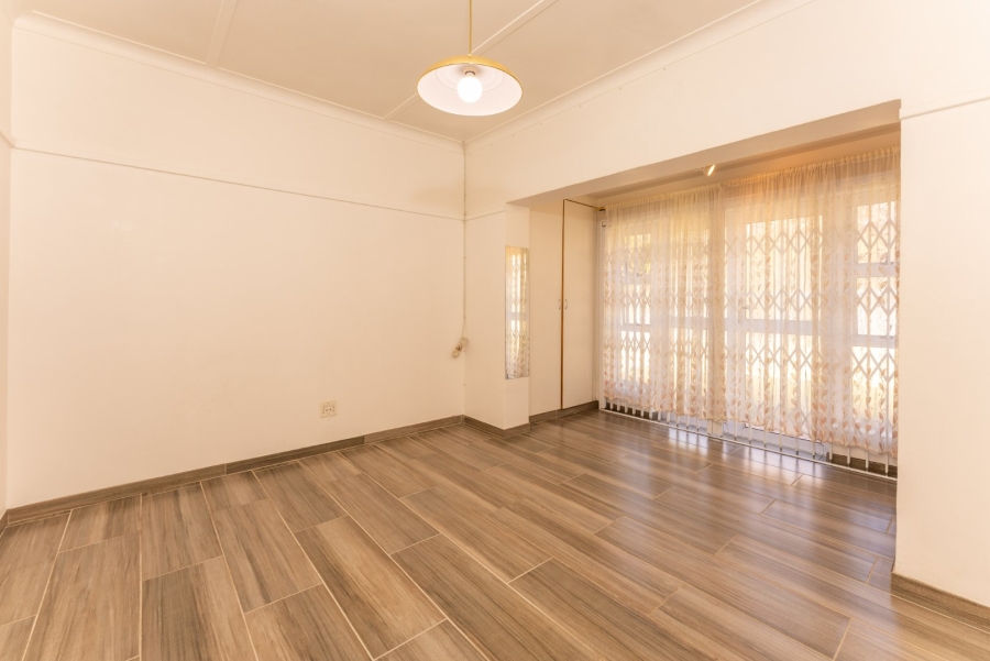 4 Bedroom Property for Sale in Lakeside Village Gauteng