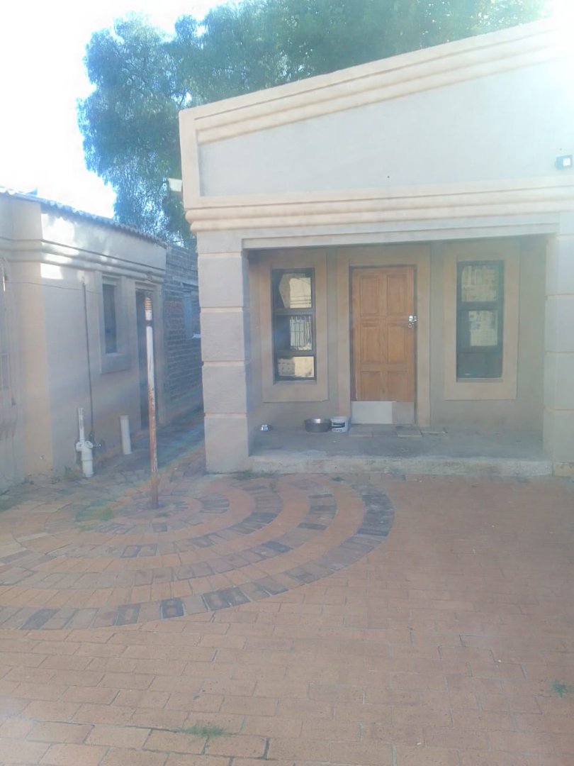 3 Bedroom Property for Sale in Birchleigh Gauteng