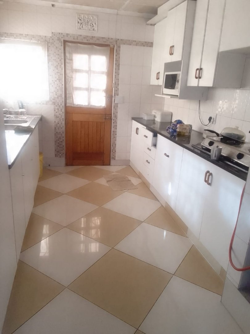 3 Bedroom Property for Sale in Birchleigh Gauteng