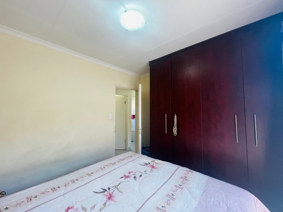 3 Bedroom Property for Sale in Kaalfontein Gauteng