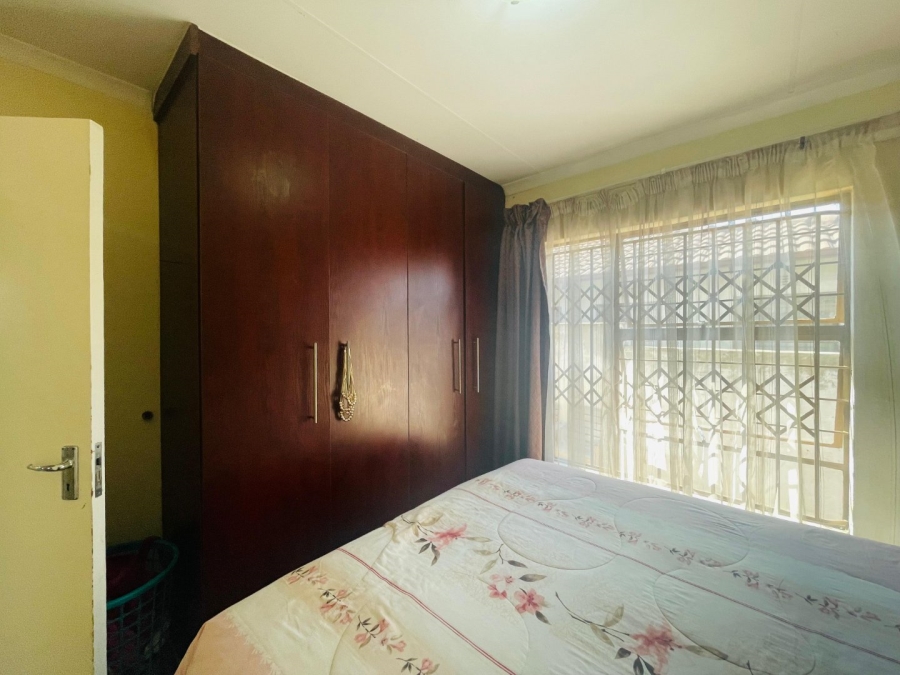 3 Bedroom Property for Sale in Kaalfontein Gauteng