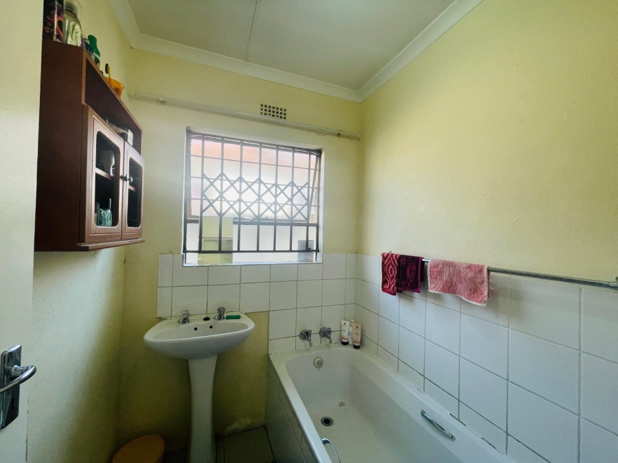 3 Bedroom Property for Sale in Kaalfontein Gauteng