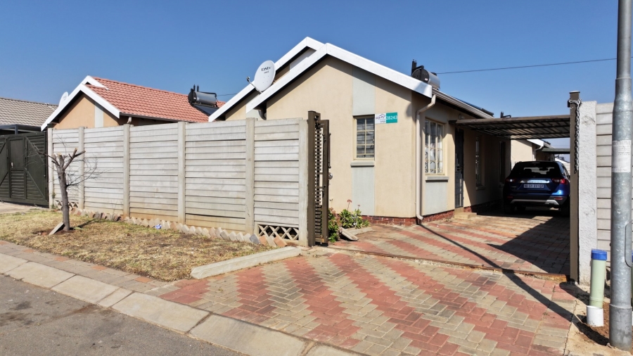 3 Bedroom Property for Sale in Sky City Gauteng