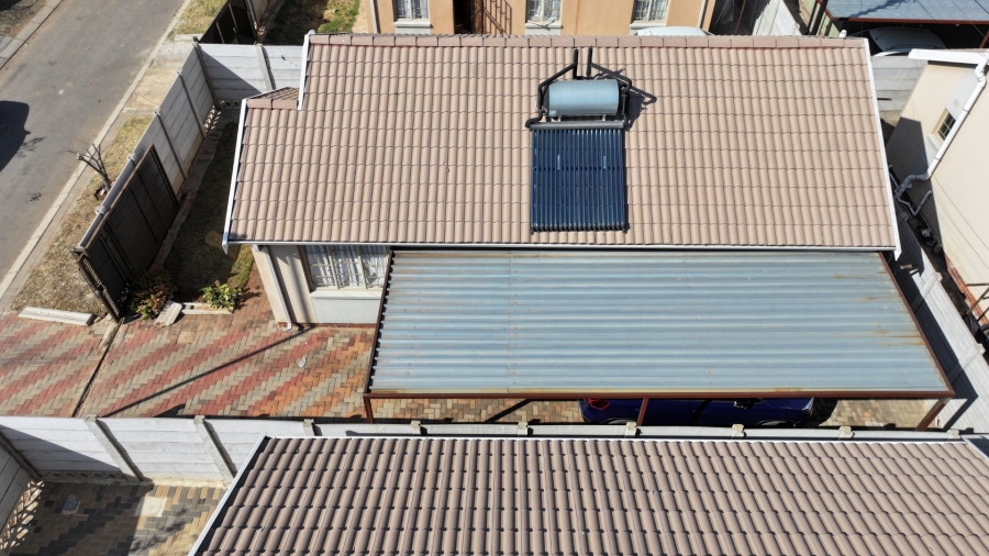 3 Bedroom Property for Sale in Sky City Gauteng