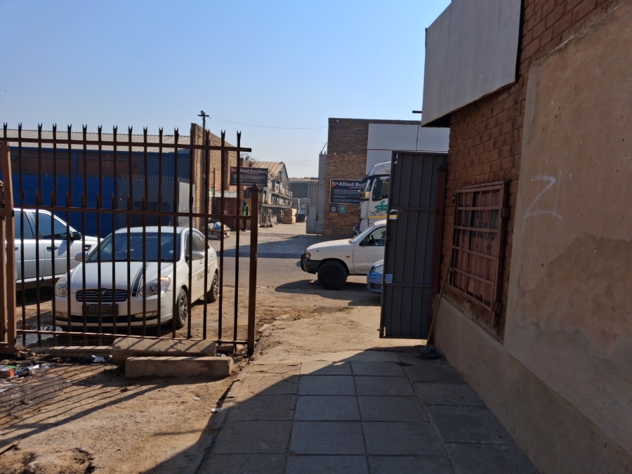 Commercial Property for Sale in Silvertondale Gauteng