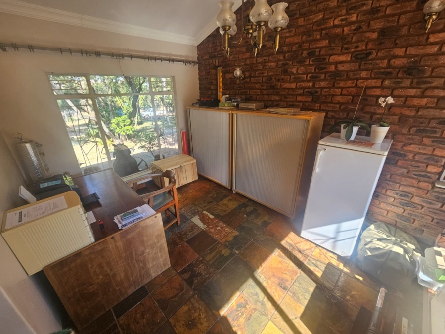 Commercial Property for Sale in Kameeldrift West Gauteng