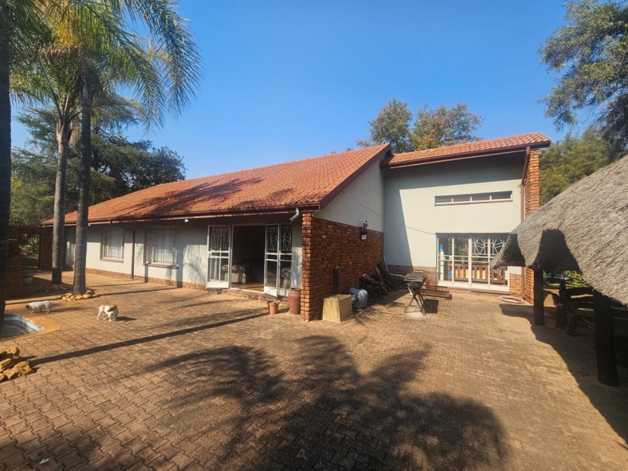 Commercial Property for Sale in Kameeldrift West Gauteng