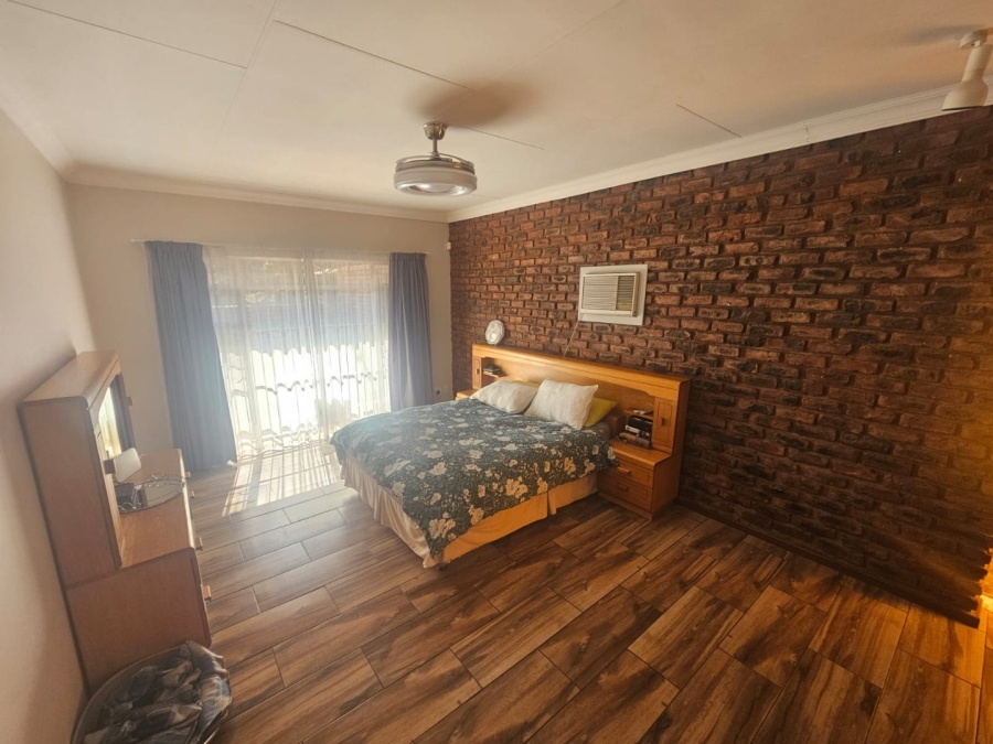 Commercial Property for Sale in Kameeldrift West Gauteng